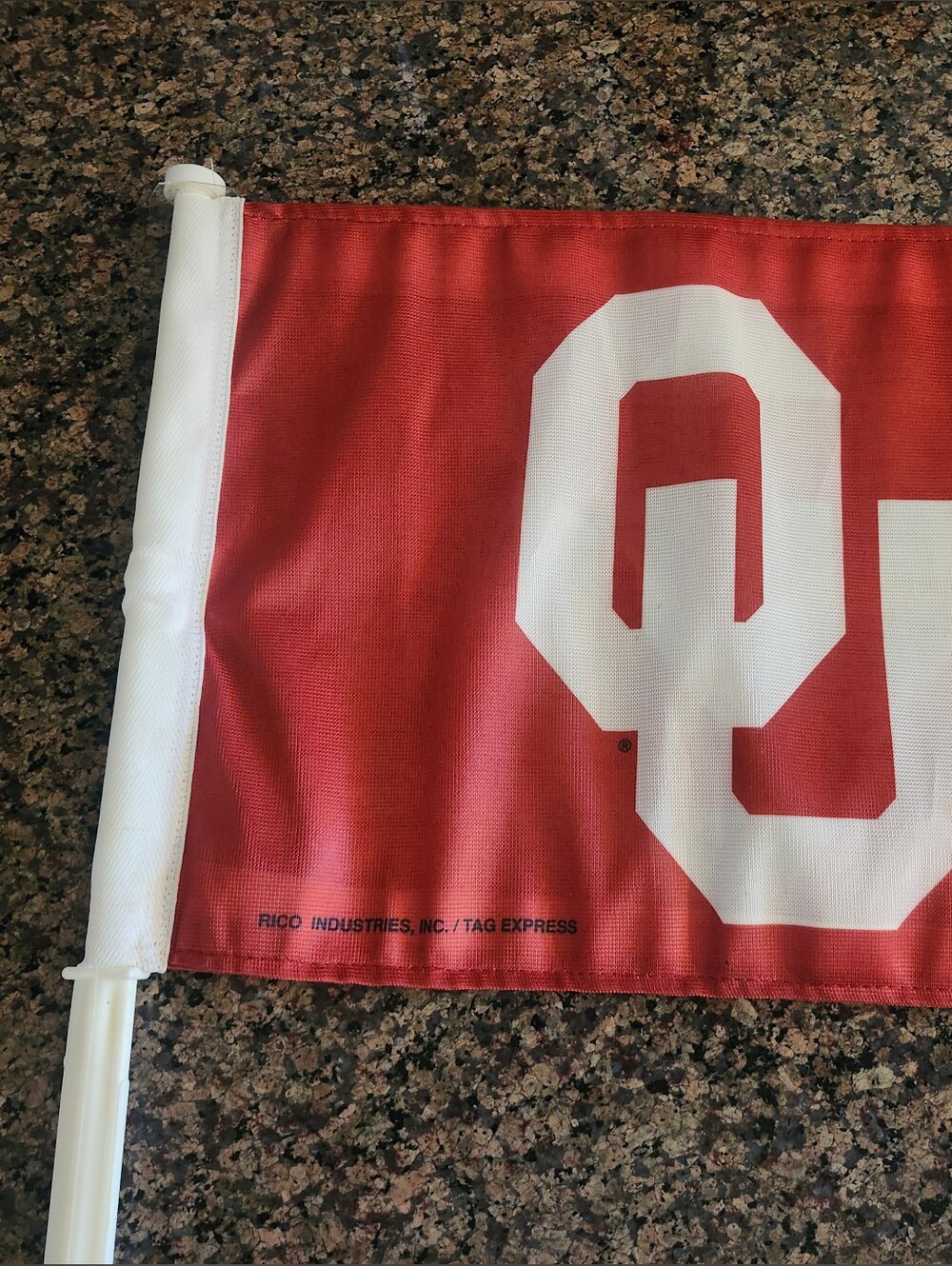 Red and White OU Car Flag